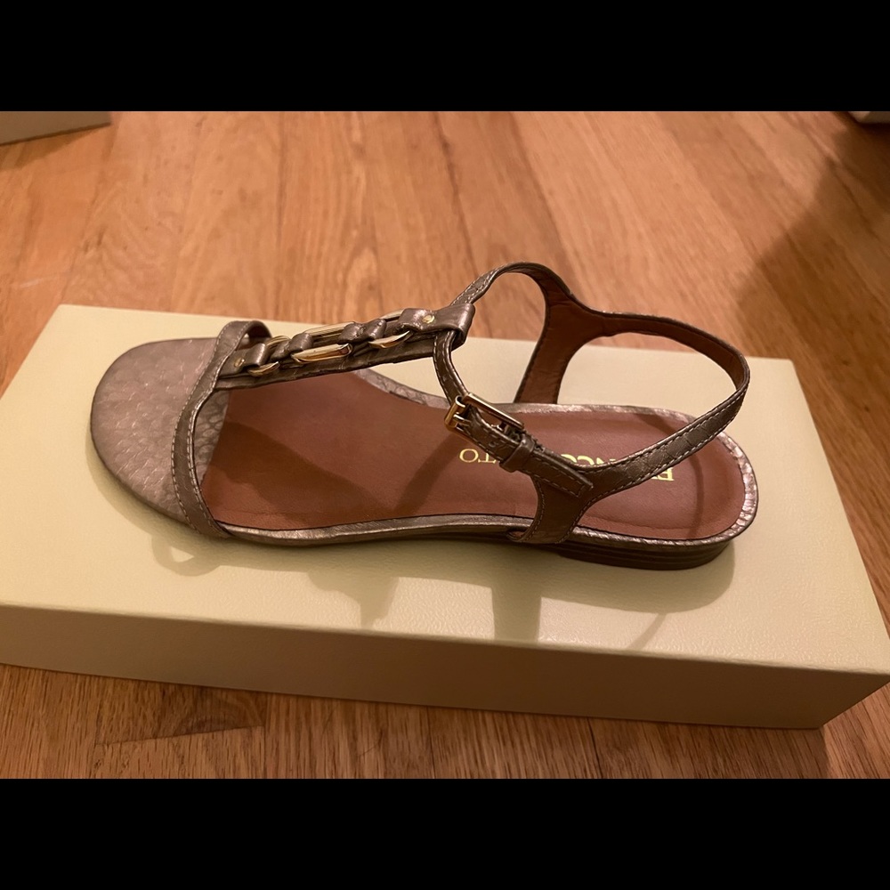 Franco Sarto metallic sandals - Picture 3 of 5